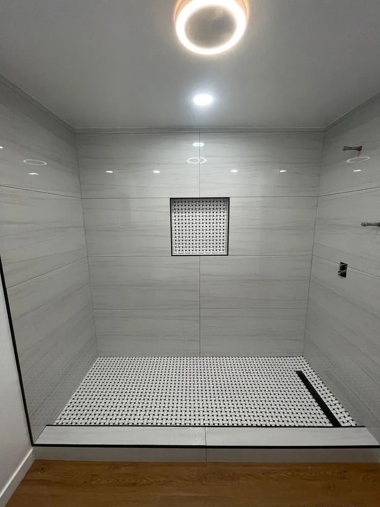 Slide of Akraba Construction