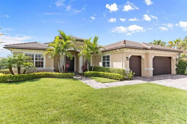 Slide of AKVM Roofing