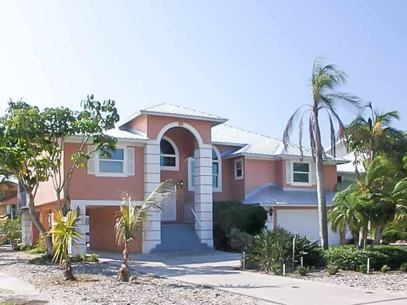 Slide of AKVM Roofing