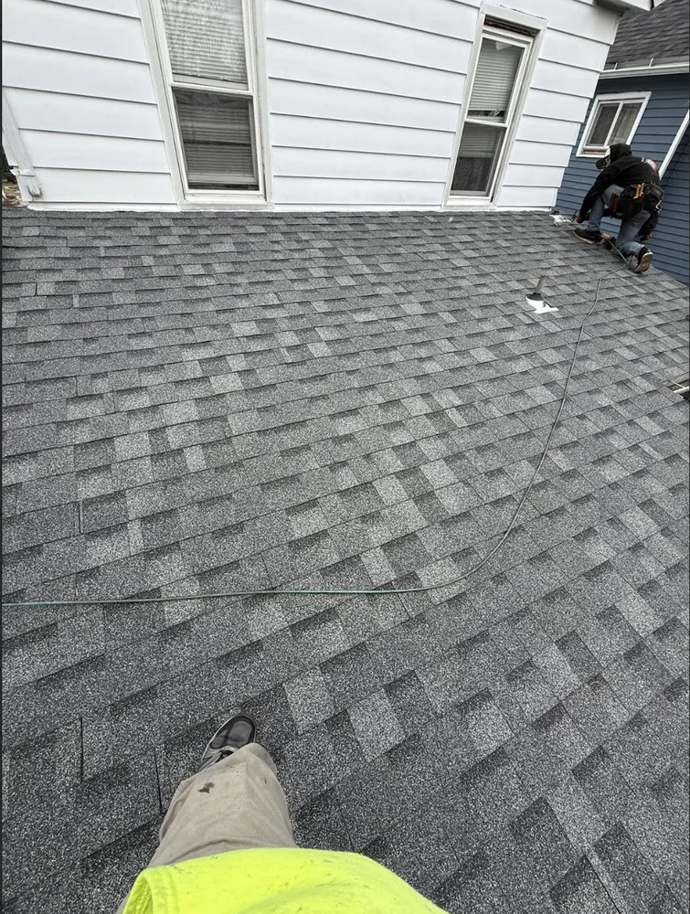 Slide of Al Benjamin Roofing