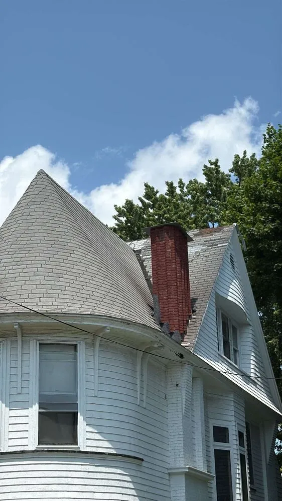 Slide of Al Benjamin Roofing