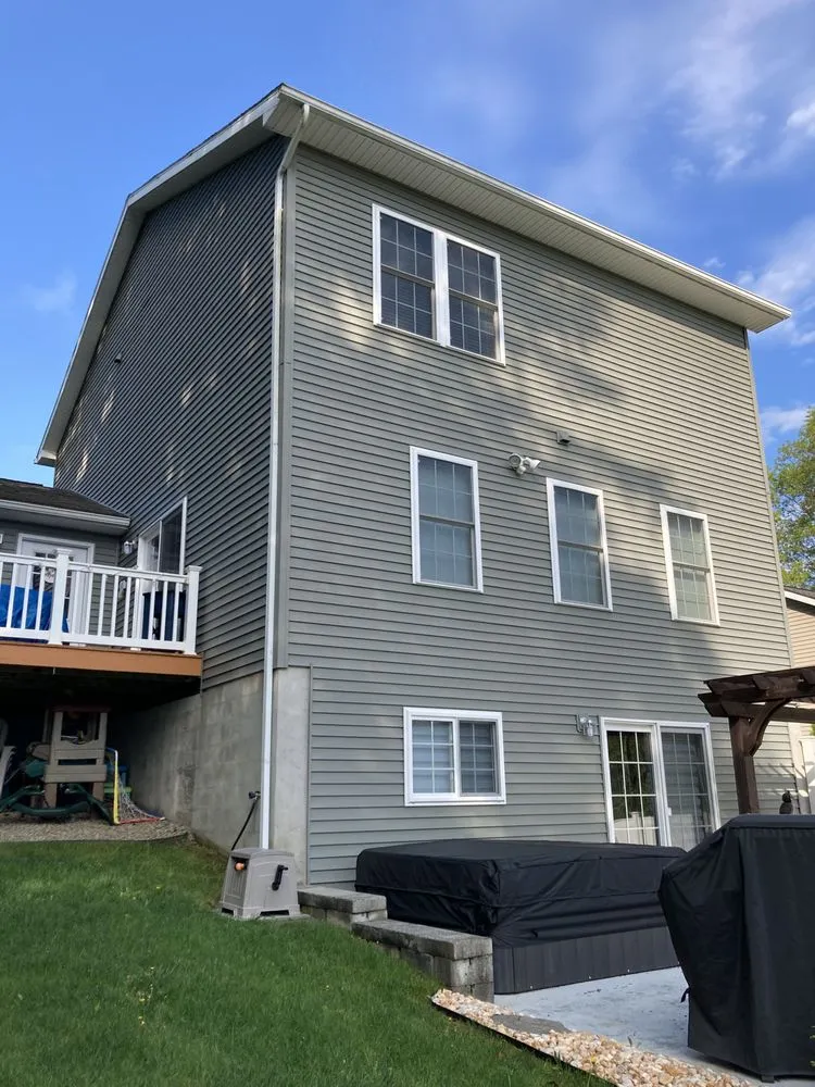 Slide of Al Benjamin Roofing