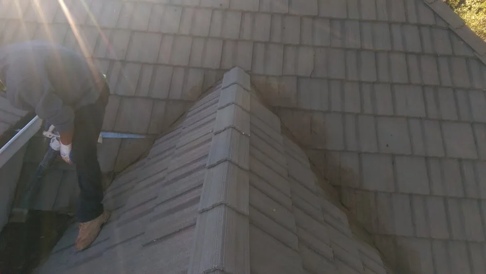 Slide of A&L Roofing Repairs & Cleaning