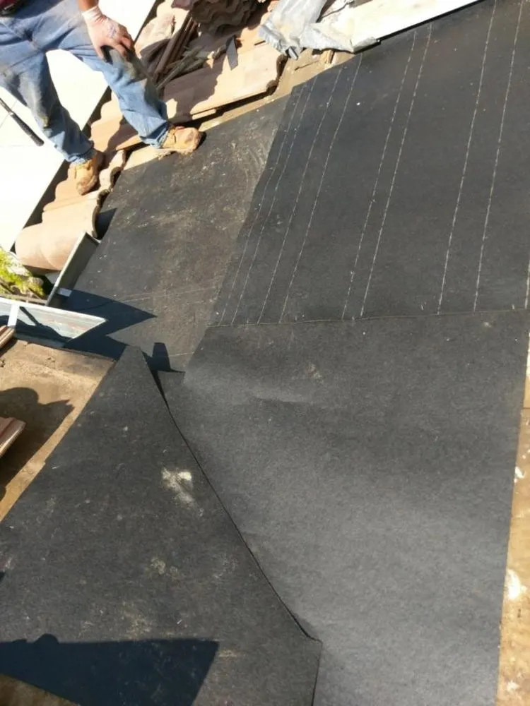 Slide of A&L Roofing Repairs & Cleaning