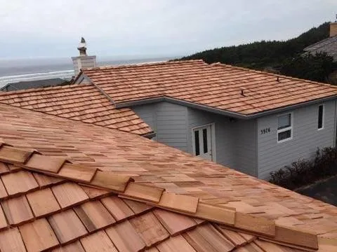 Slide of A&L Roofing