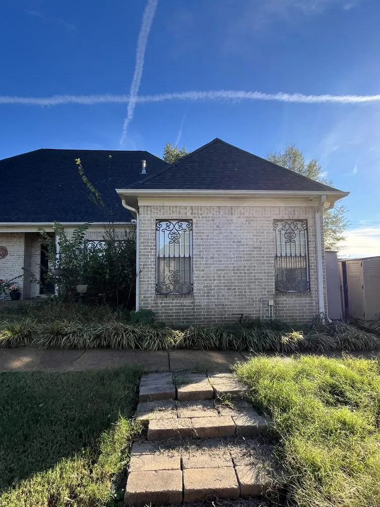 Slide of A&L unlimited roofing