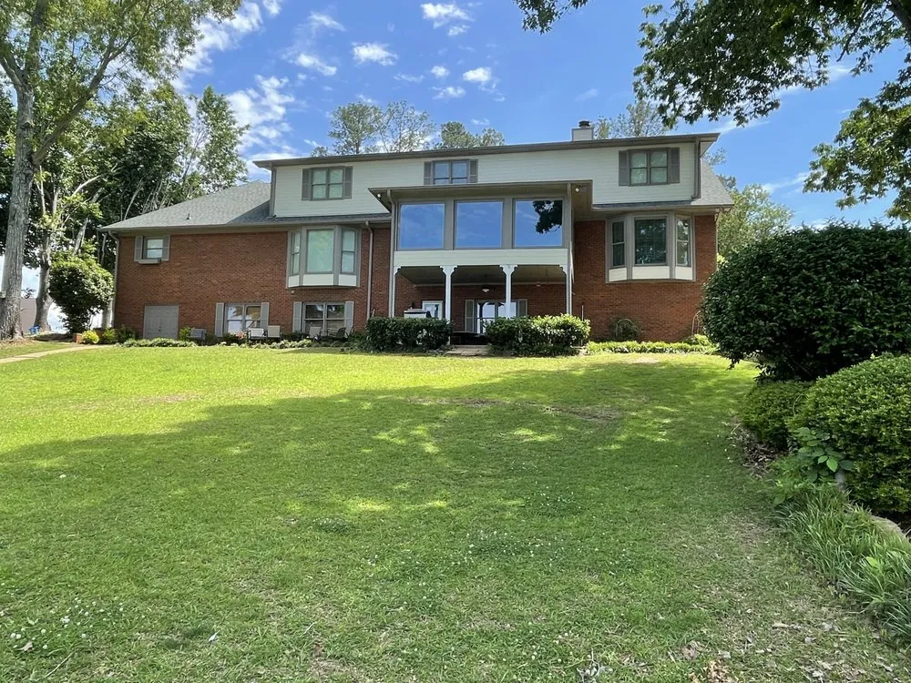 Slide of Alabama Roof Detectives
