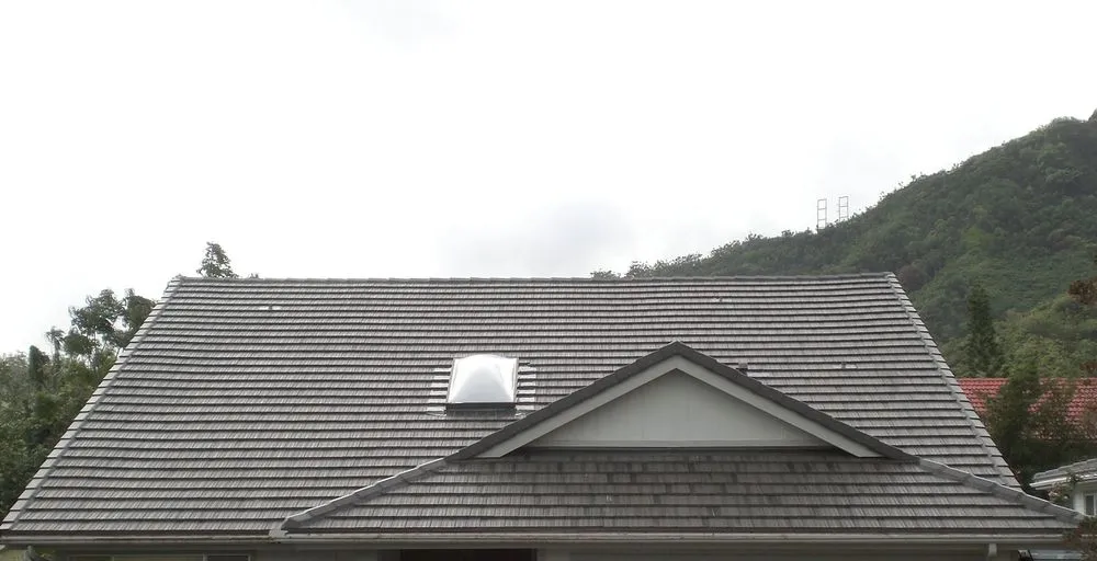 Slide of Alaka'i Services and Roofing