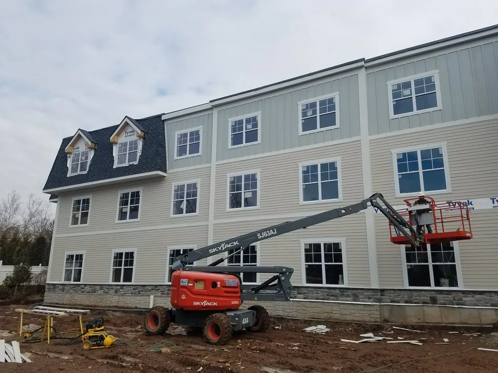 Slide of Alam B Roofing