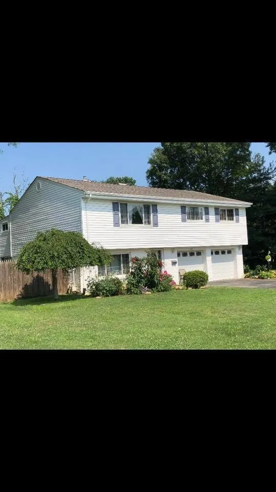 Slide of Alan Construction