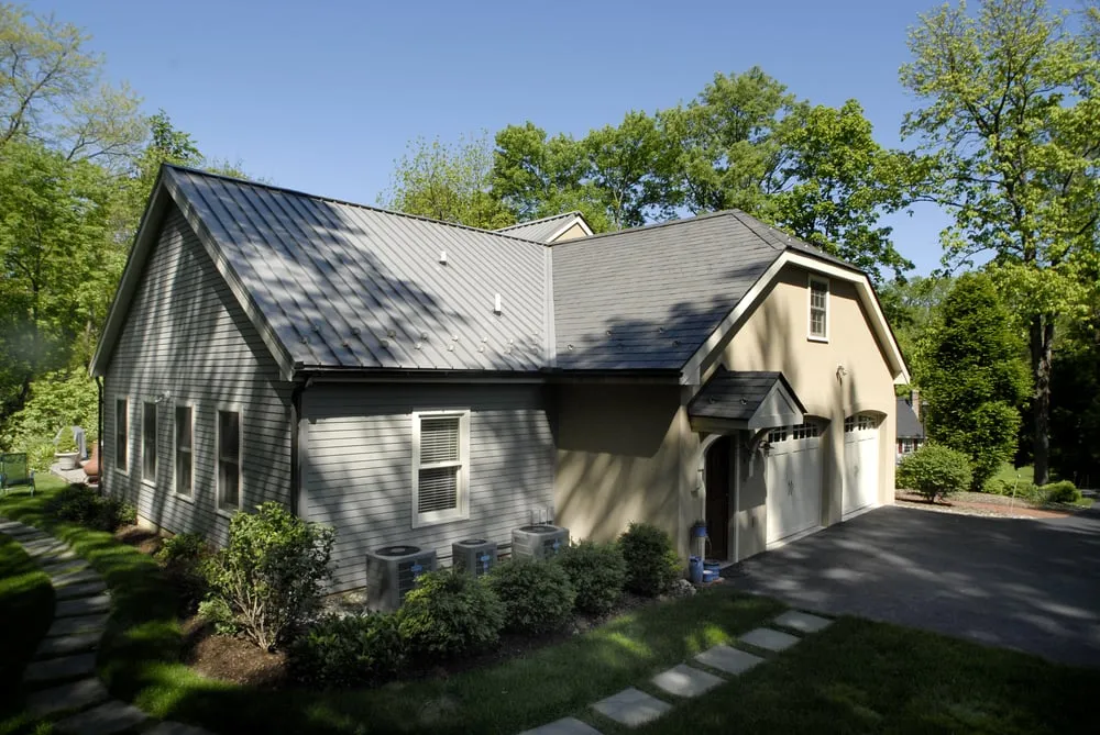 Slide of Alan Kunsman Roofing & Siding