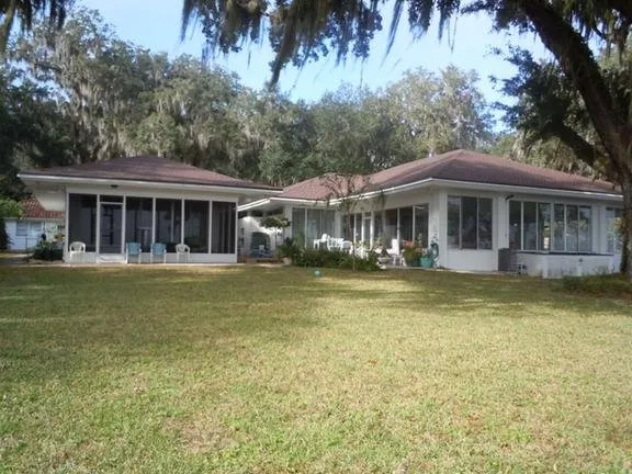 Slide of Alan Taylor Roofing