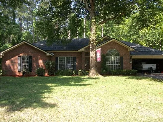 Slide of Alan Taylor Roofing