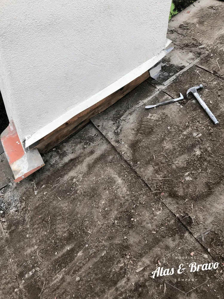 Slide of Alas & Bravo Roofing Company