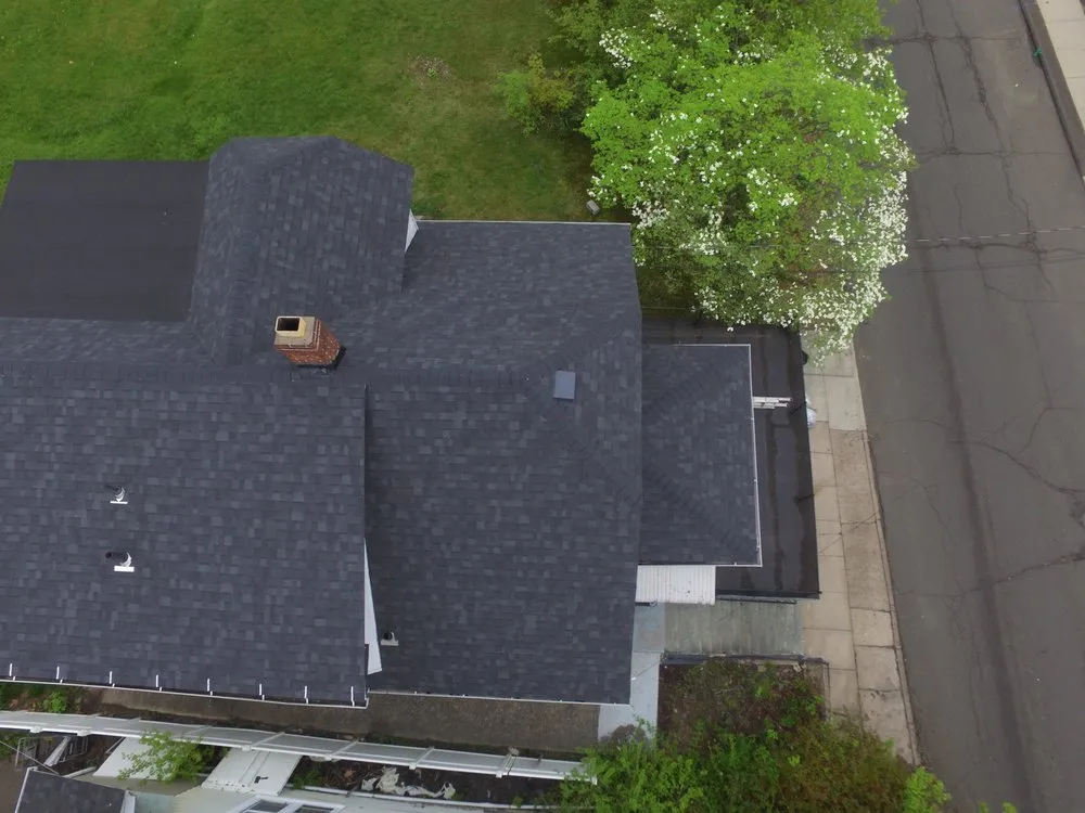 Slide of Albana Roofing