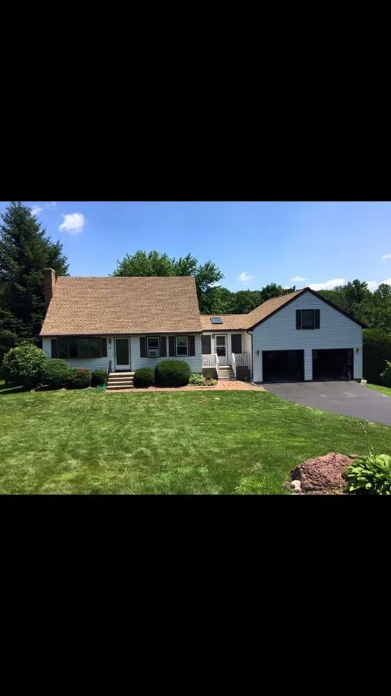 Slide of Albana Roofing