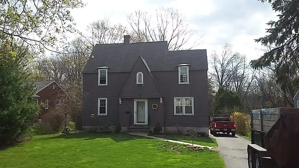 Slide of Albana Roofing