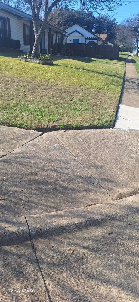 Slide of Alberto Lawn Service