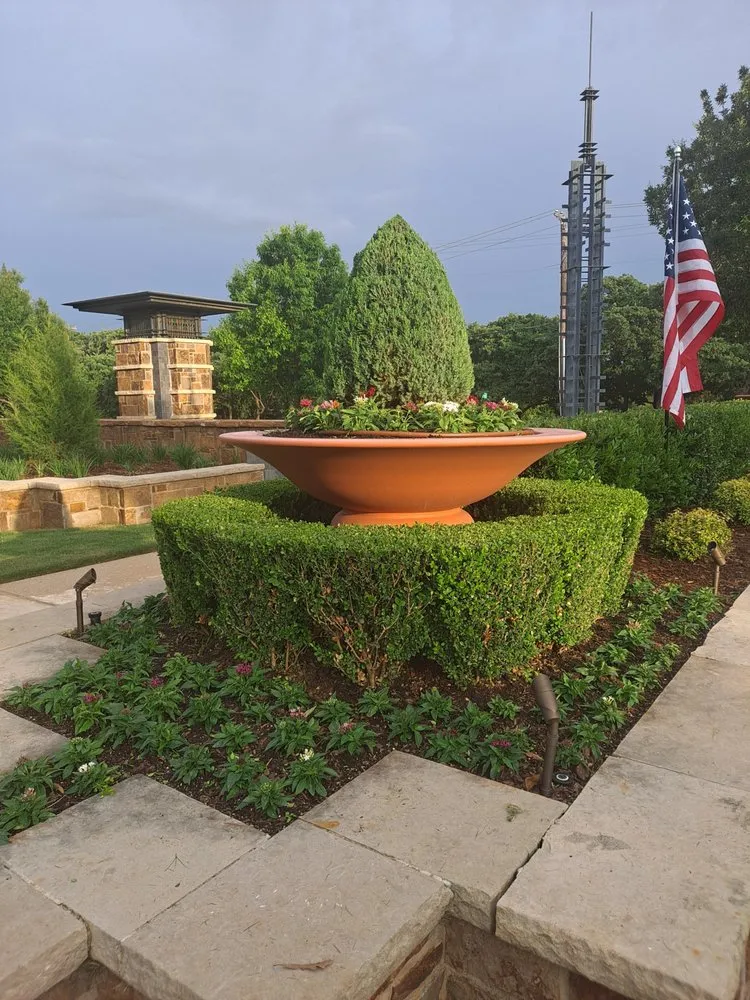 Slide of Alberto Lawn Service