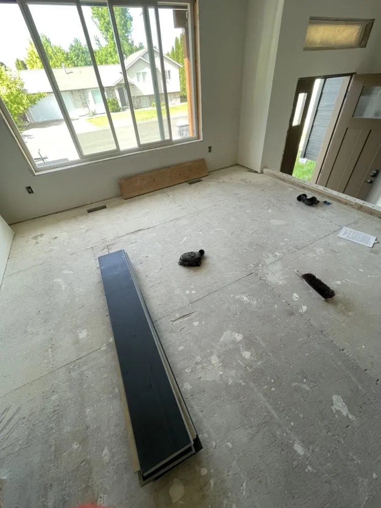 Slide of Albertos flooring and roof