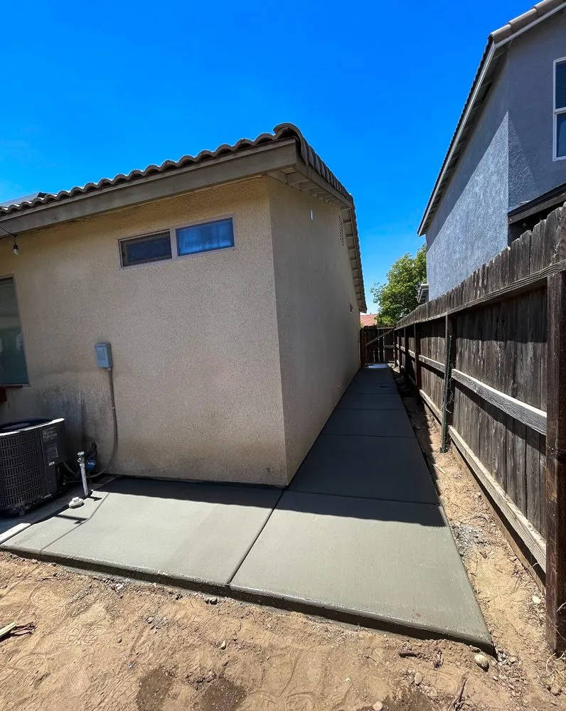 Slide of Alcantar Construction