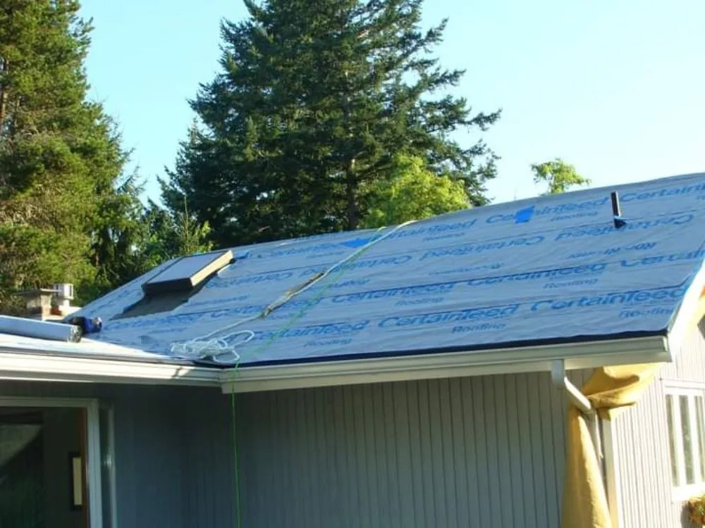 Slide of Alcerro Roofing