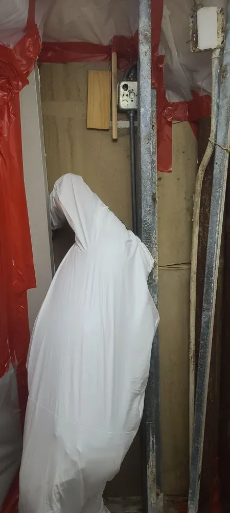 Slide of Alcon Contracting