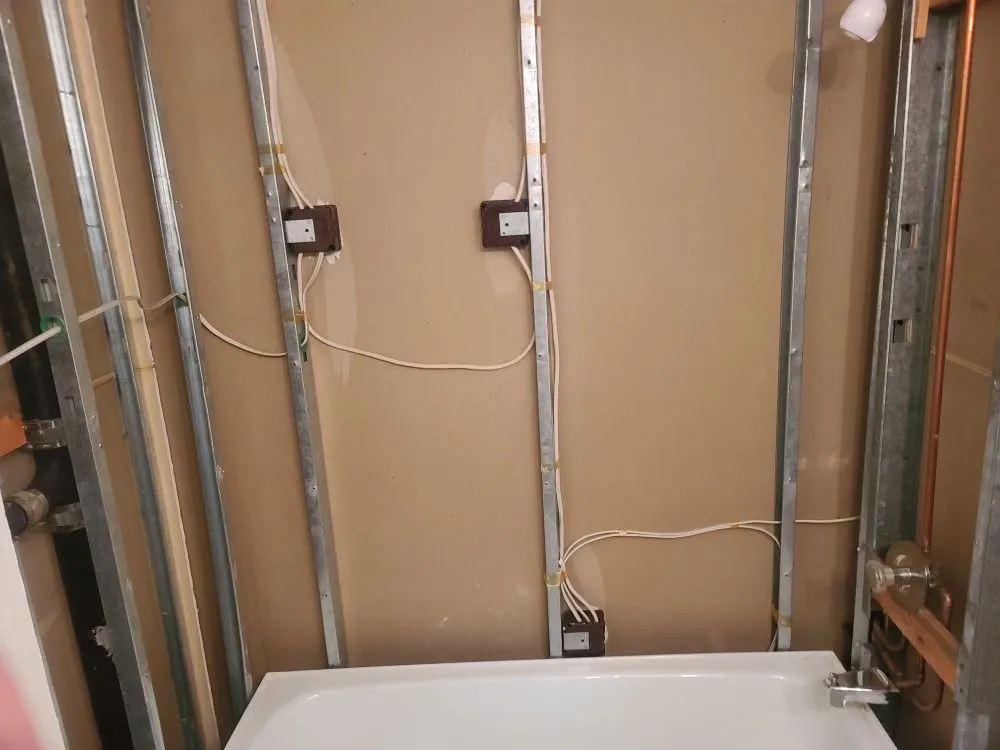 Slide of Alcon Contracting