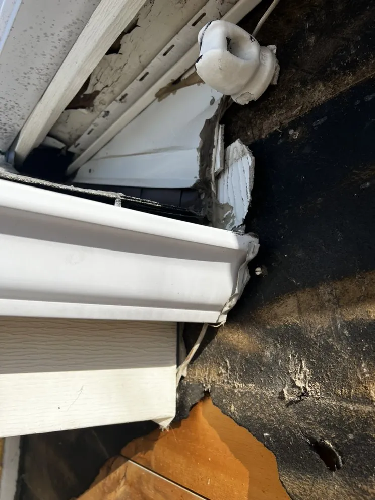 Slide of Alcon Contracting