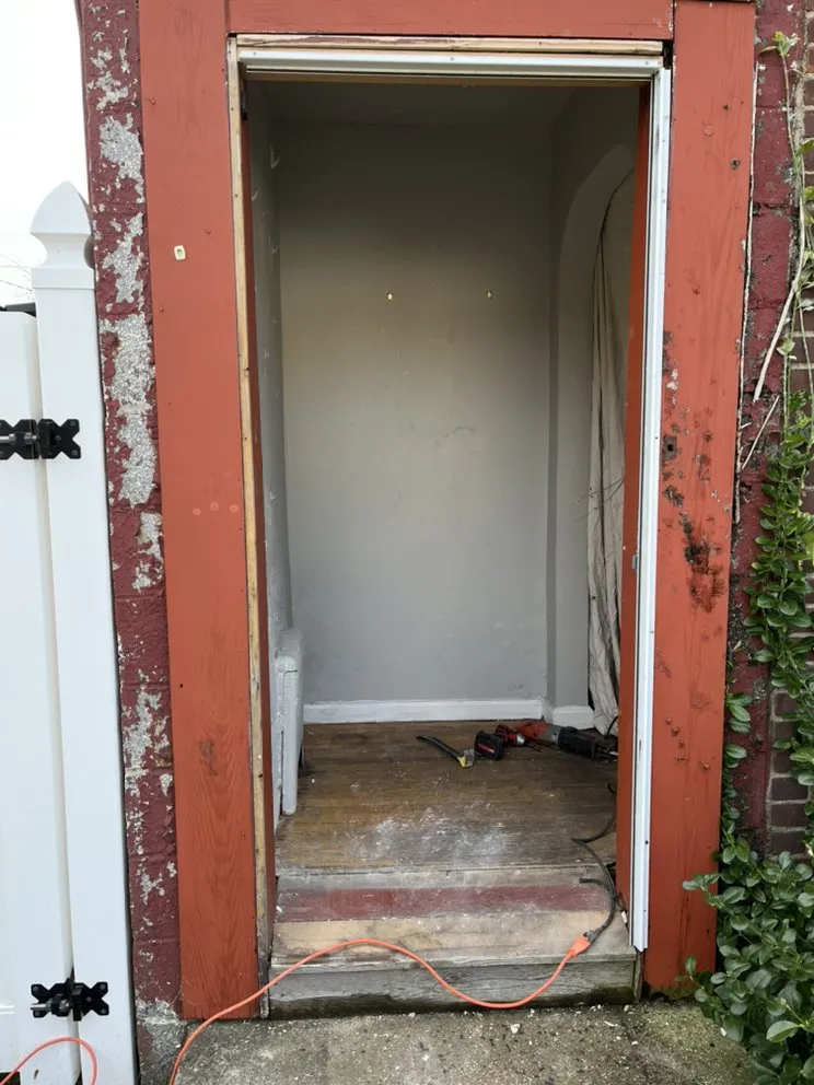 Slide of Alejo’s contruction and remodeling