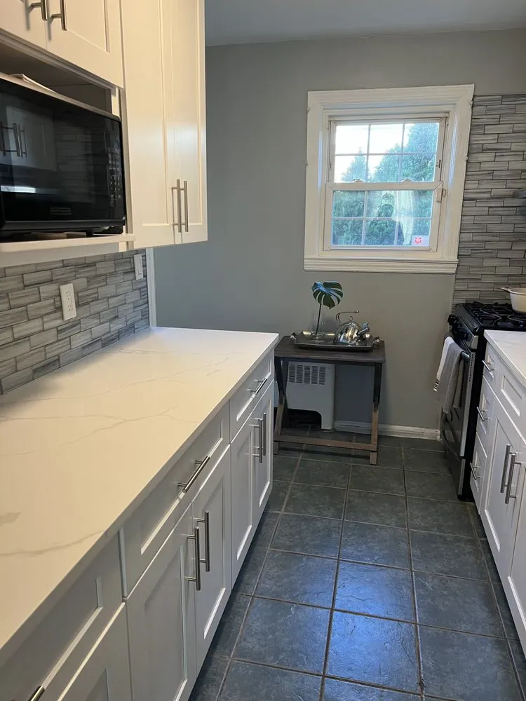 Slide of Alejo’s contruction and remodeling