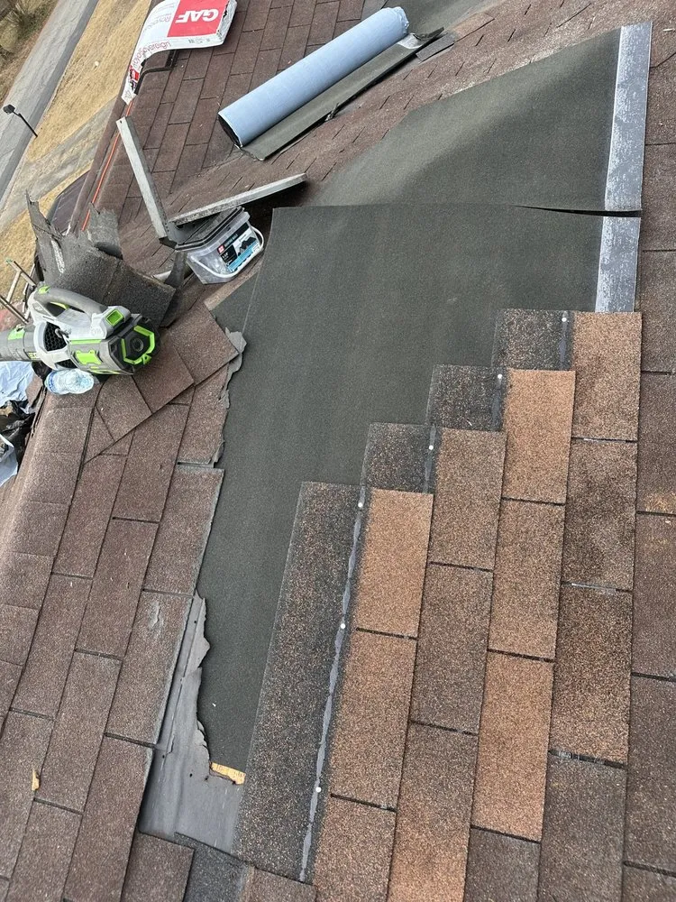 Slide of Ale’s Roofing