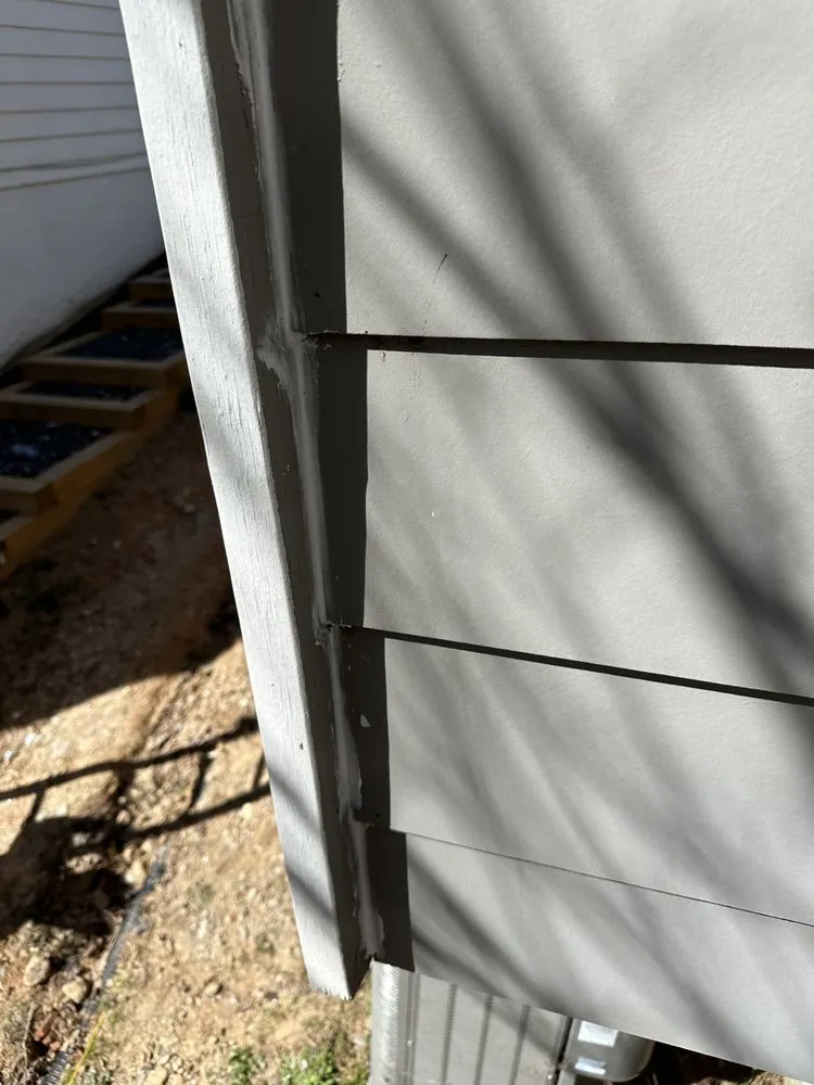 Slide of Ale’s Roofing