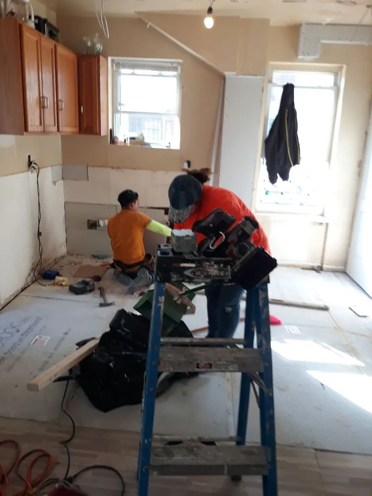 Slide of Alex & Sons Management