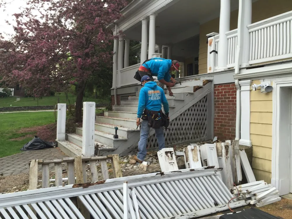 Slide of Alex Construction