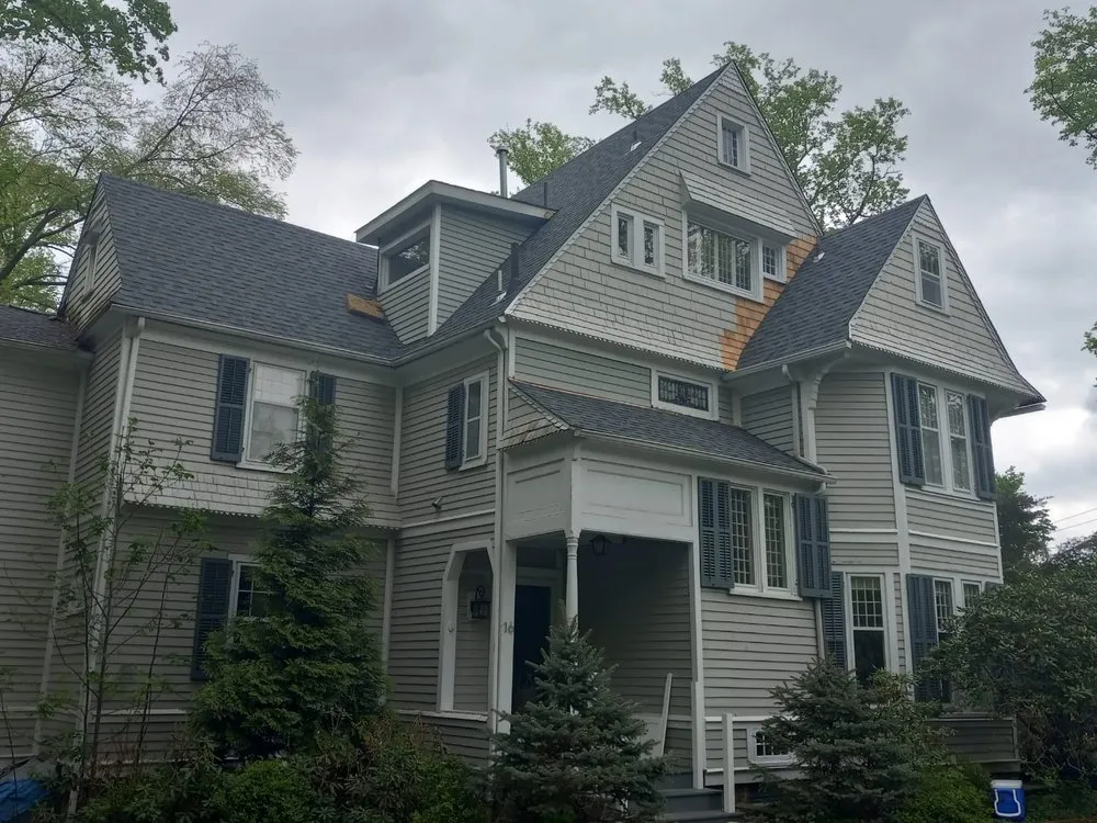 Slide of Alex Construction