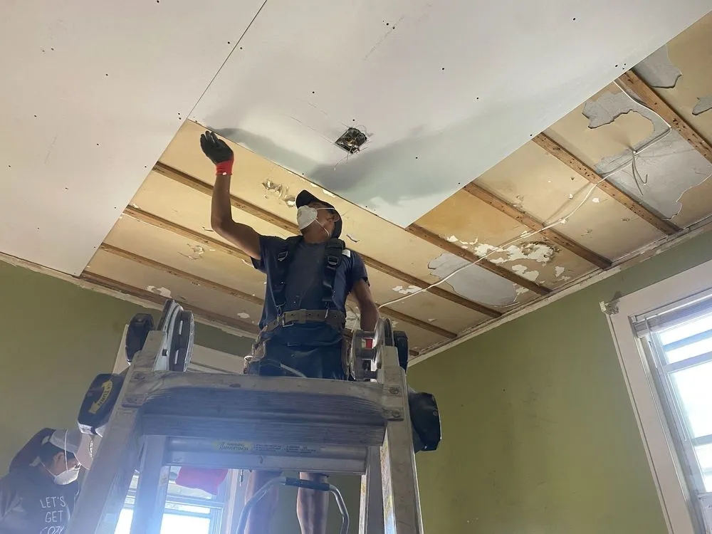 Slide of Alex Construction