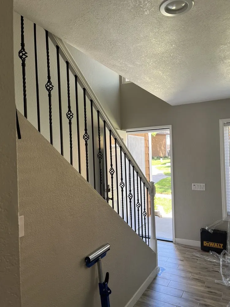 Slide of Alex La Construction