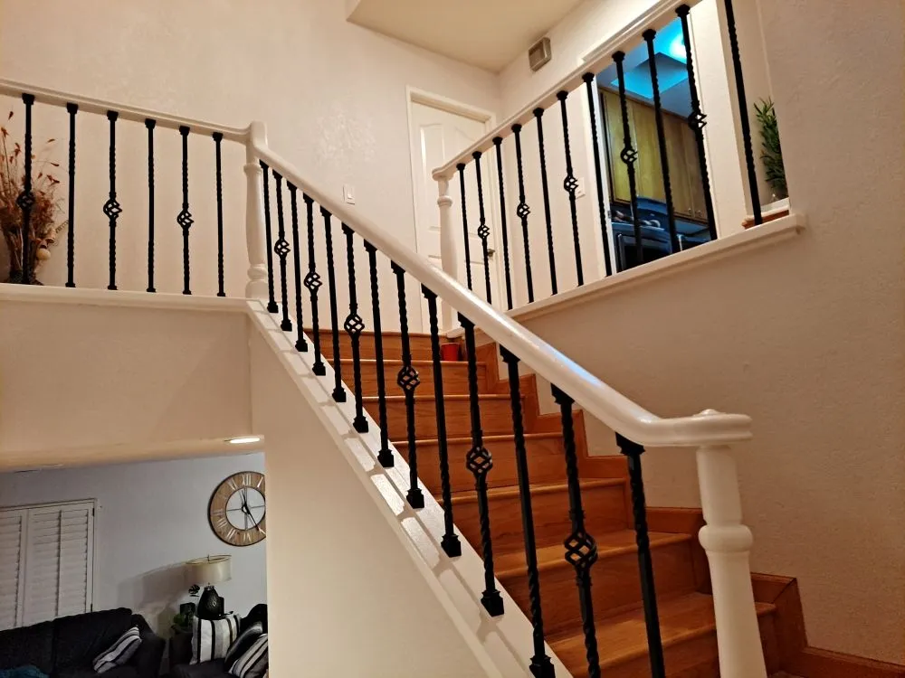 Slide of Alex La Construction