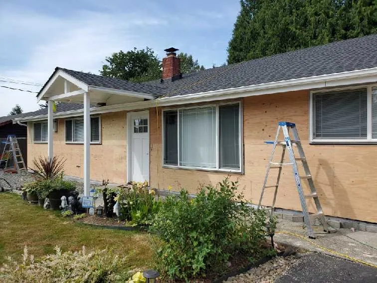 Slide of Alex M Roofing