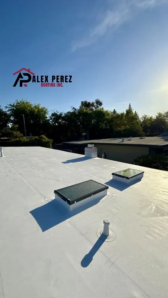 Slide of Alex Perez's Roofing