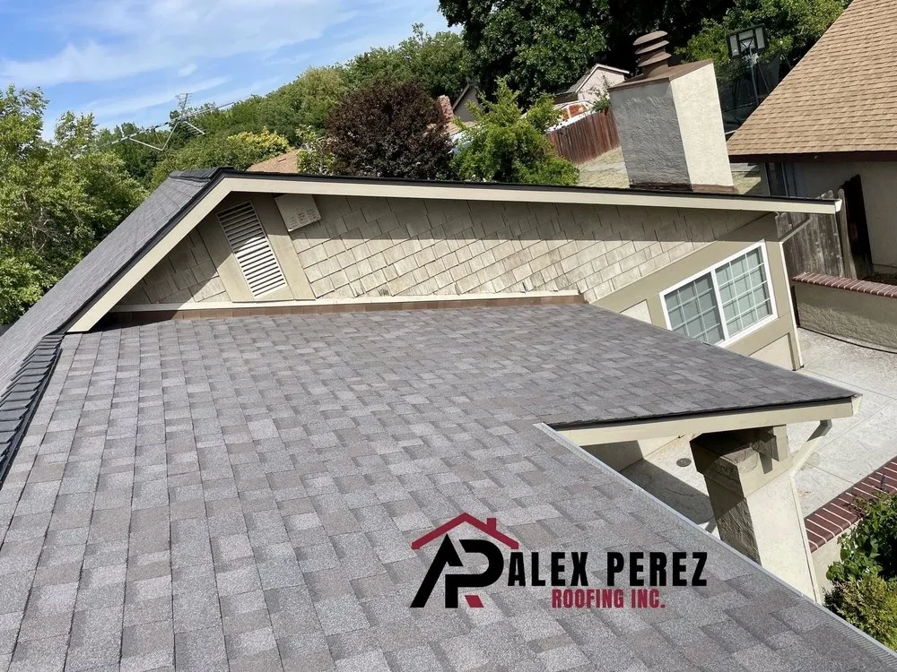 Slide of Alex Perez's Roofing