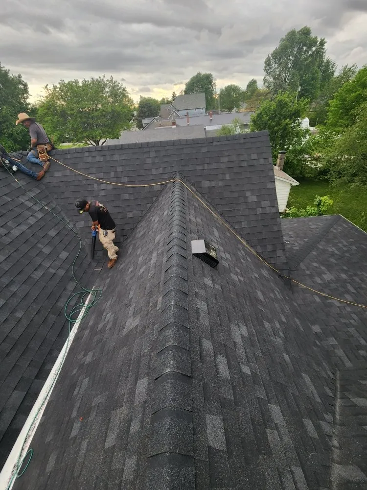 Top-rated storm damage roof repair with free inspection across Indianapolis City, IN - Alex Roofing