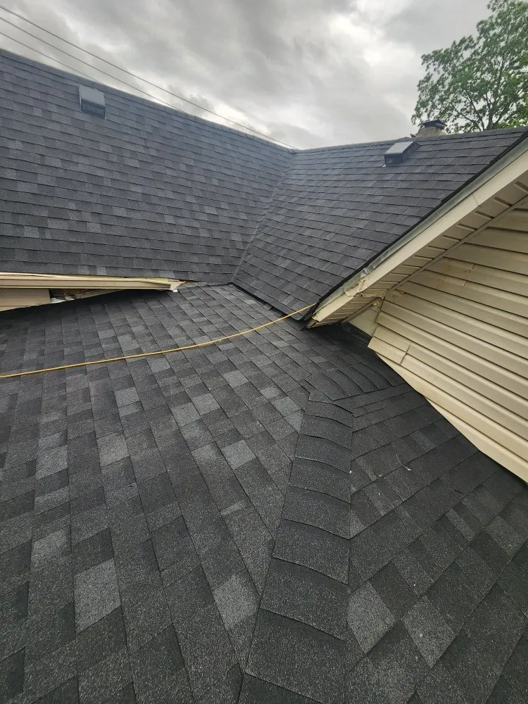 Licensed roof leak repair with free inspection across Indianapolis City, IN - Alex Roofing