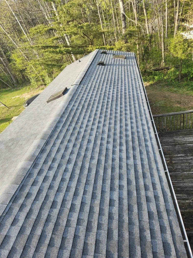 Reliable roof leak repair in Indianapolis City, IN - Alex Roofing