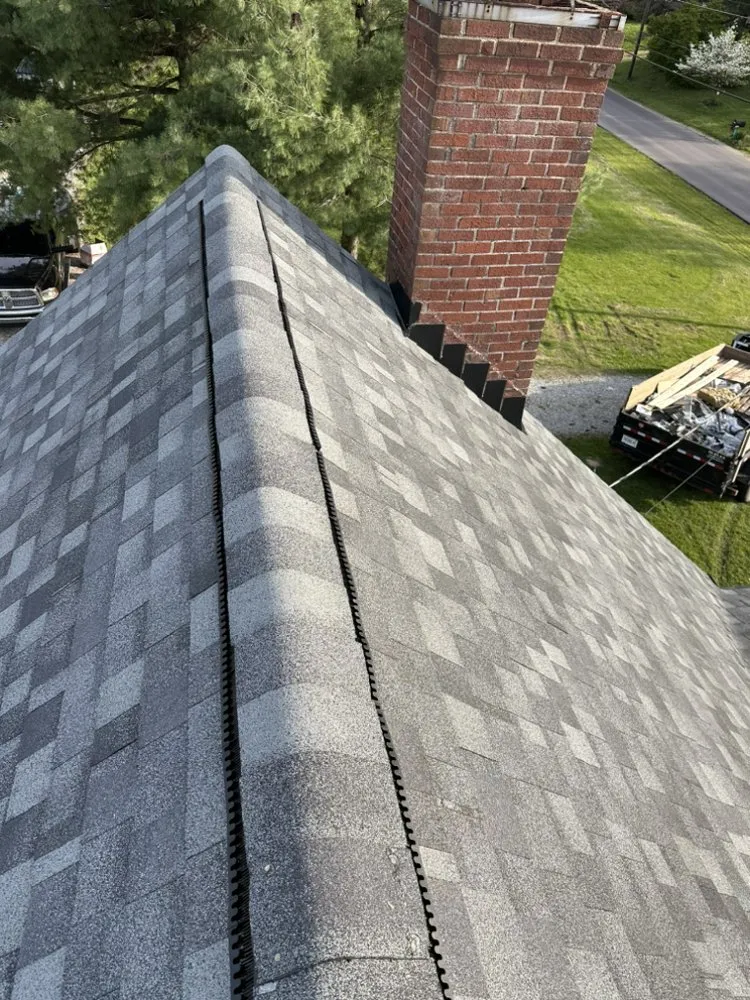 Licensed roof leak repair experts serving Indianapolis City, IN - Alex Roofing