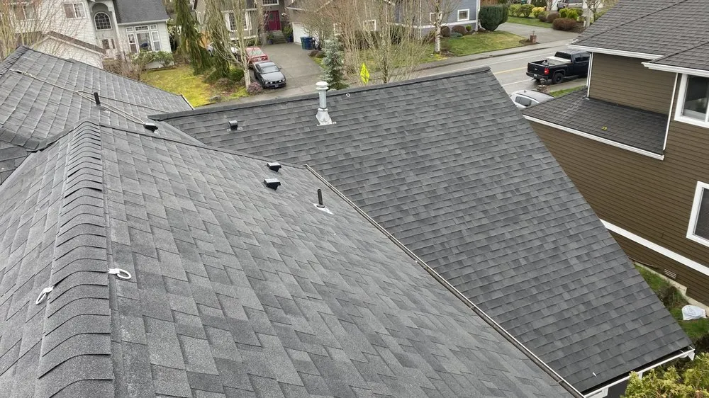 Slide of Alex Roofing Repair