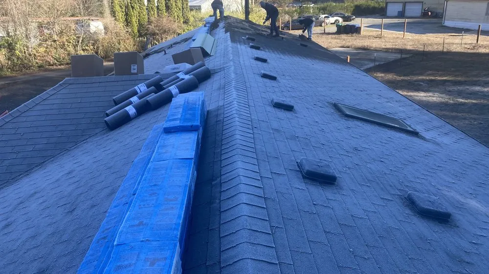 Slide of Alex Roofing Repair