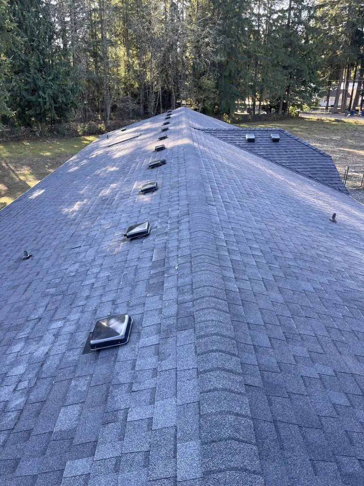 Slide of Alex Roofing Repair