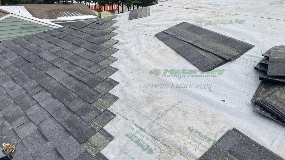 Slide of Alex Roofing Repair